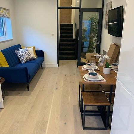 Two Bedroom Apartment - London Kültér fotó